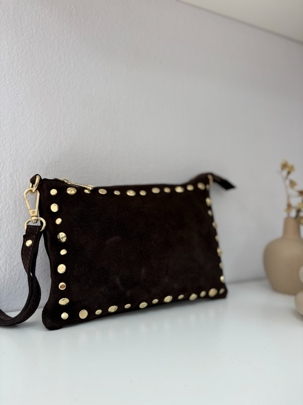 Mini bolso tacha choco piel