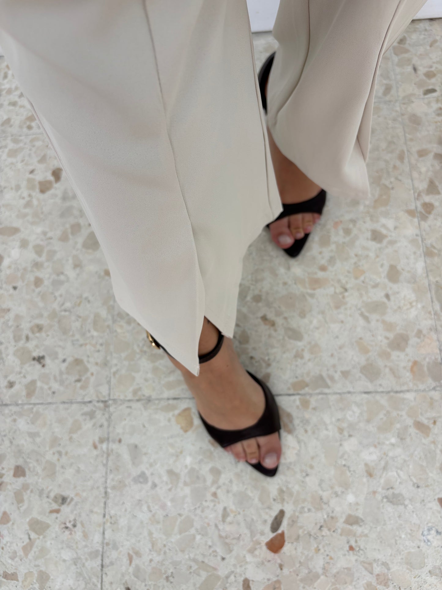 PANTALÓN APERTURA