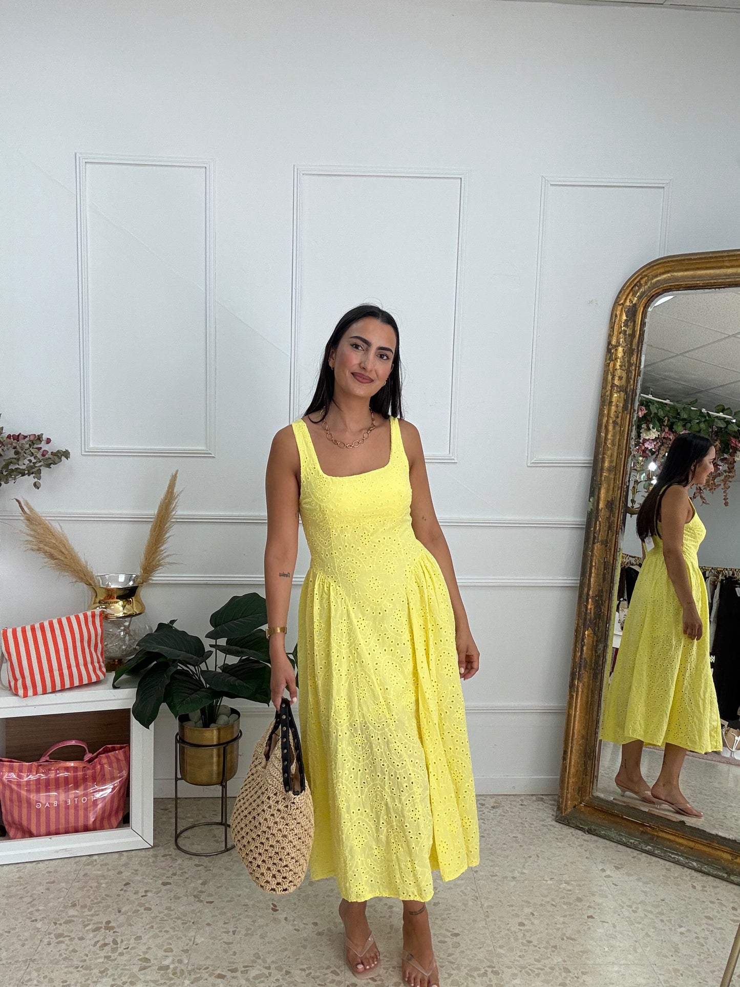 VESTIDO BROCADO AMARILLO