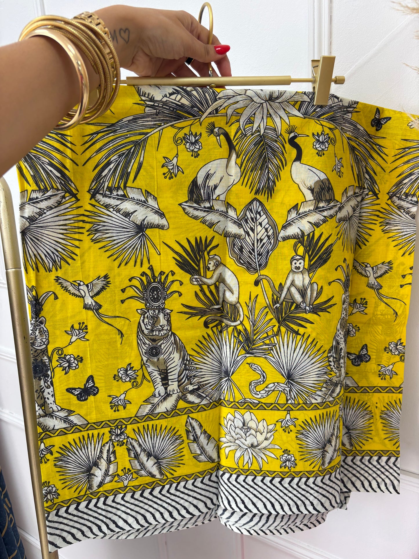 PAREO SÁBANA AMARILLO
