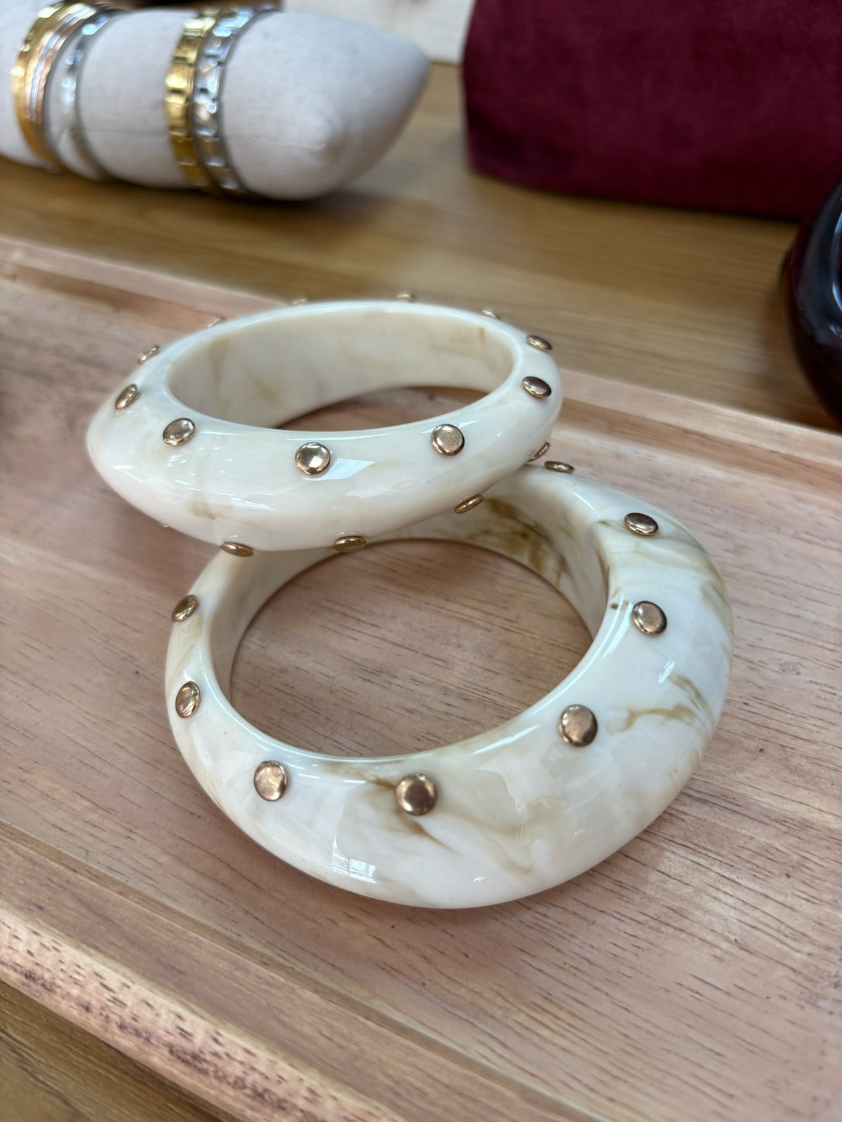 Brazalete tachas