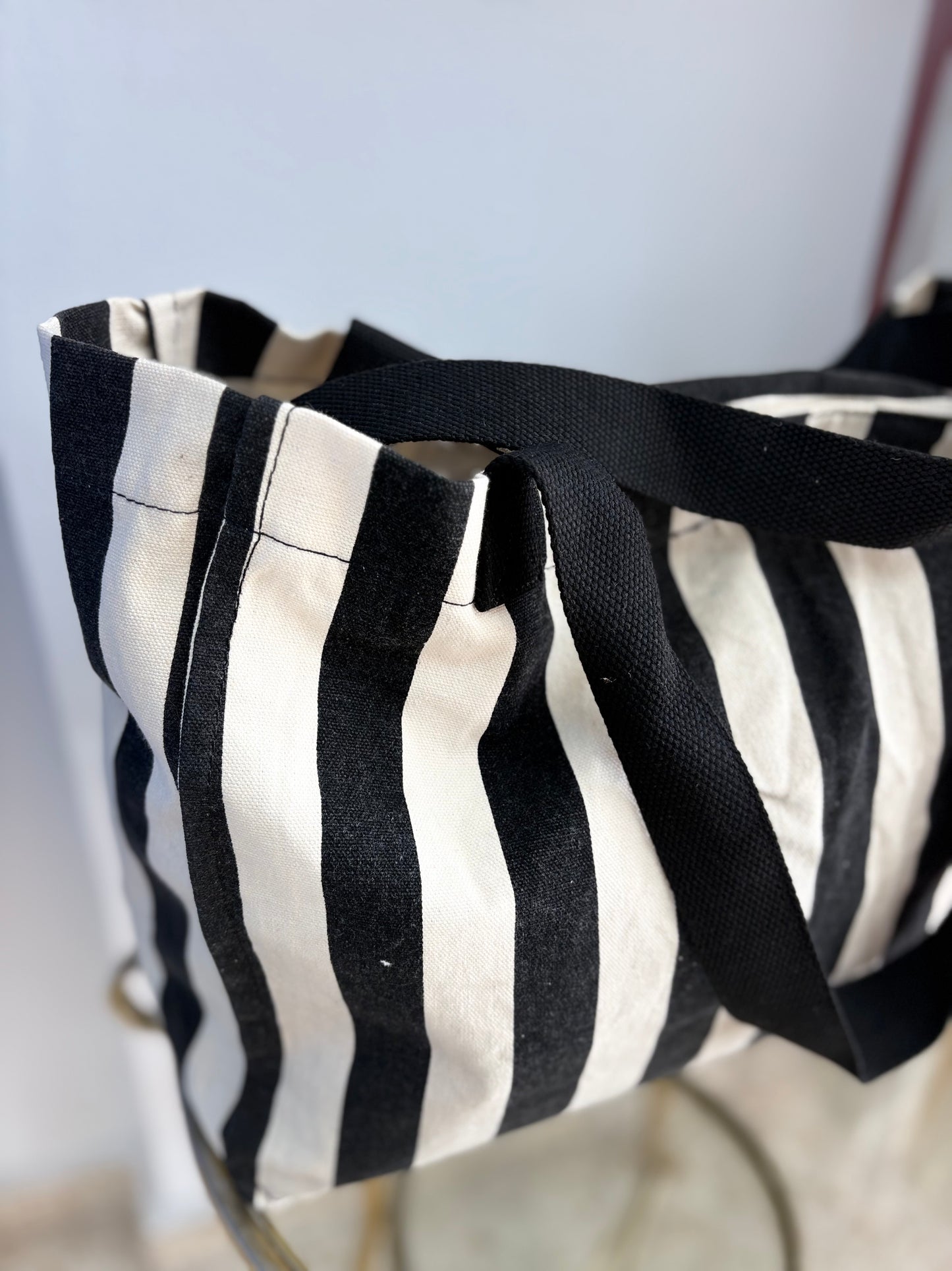 BOLSO MAXI RAYAS NEGRO