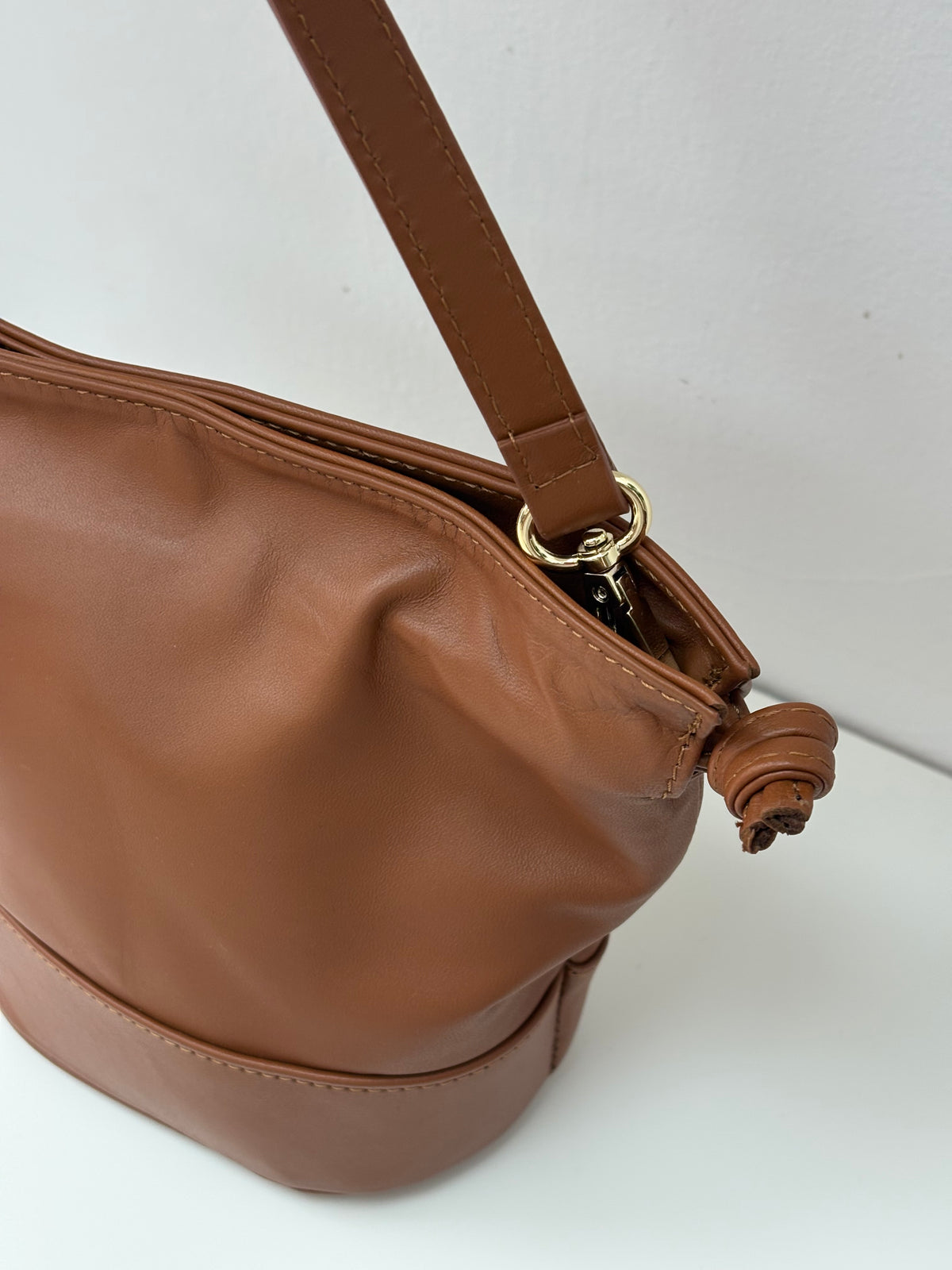 BOLSO BOMBONERA PIEL