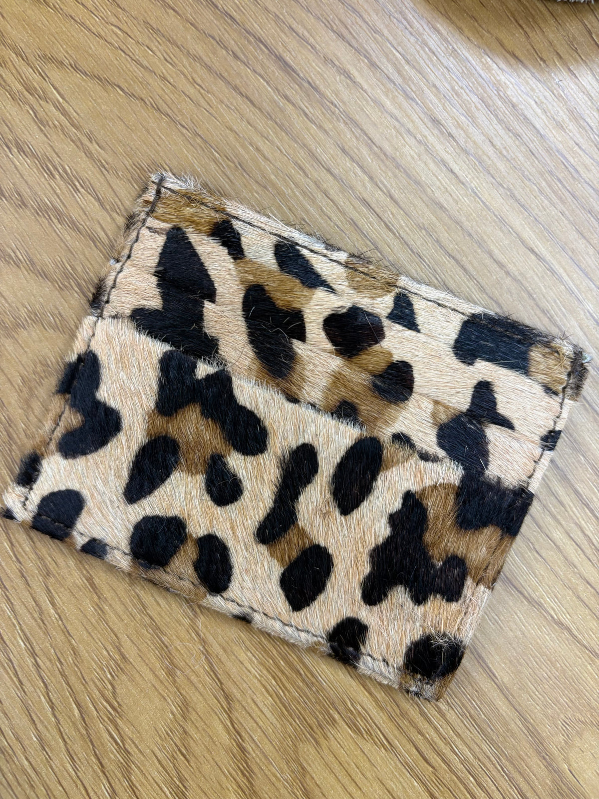 TARJETERO ANIMAL PRINT PIEL