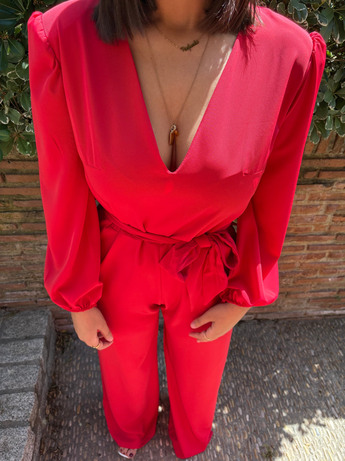 MONO ROJO