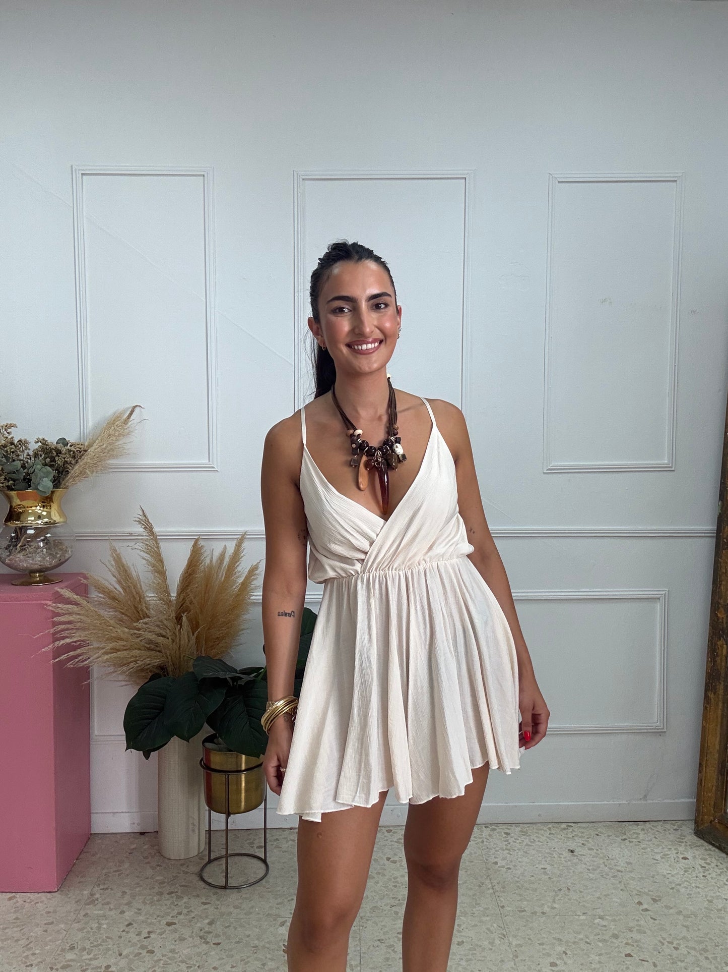 MONO CORTO BEIGE