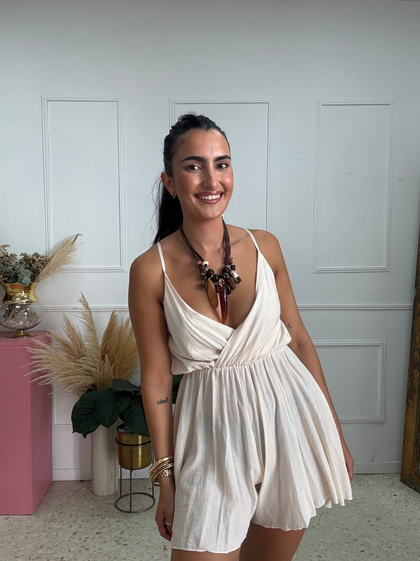 MONO CORTO BEIGE