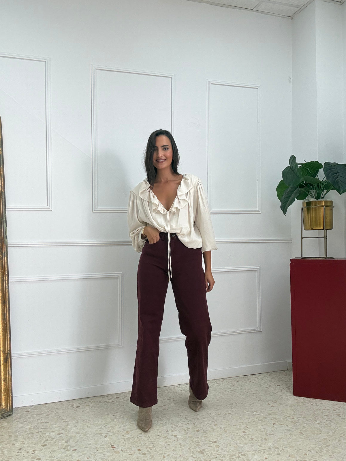 JEANS BURDEOS