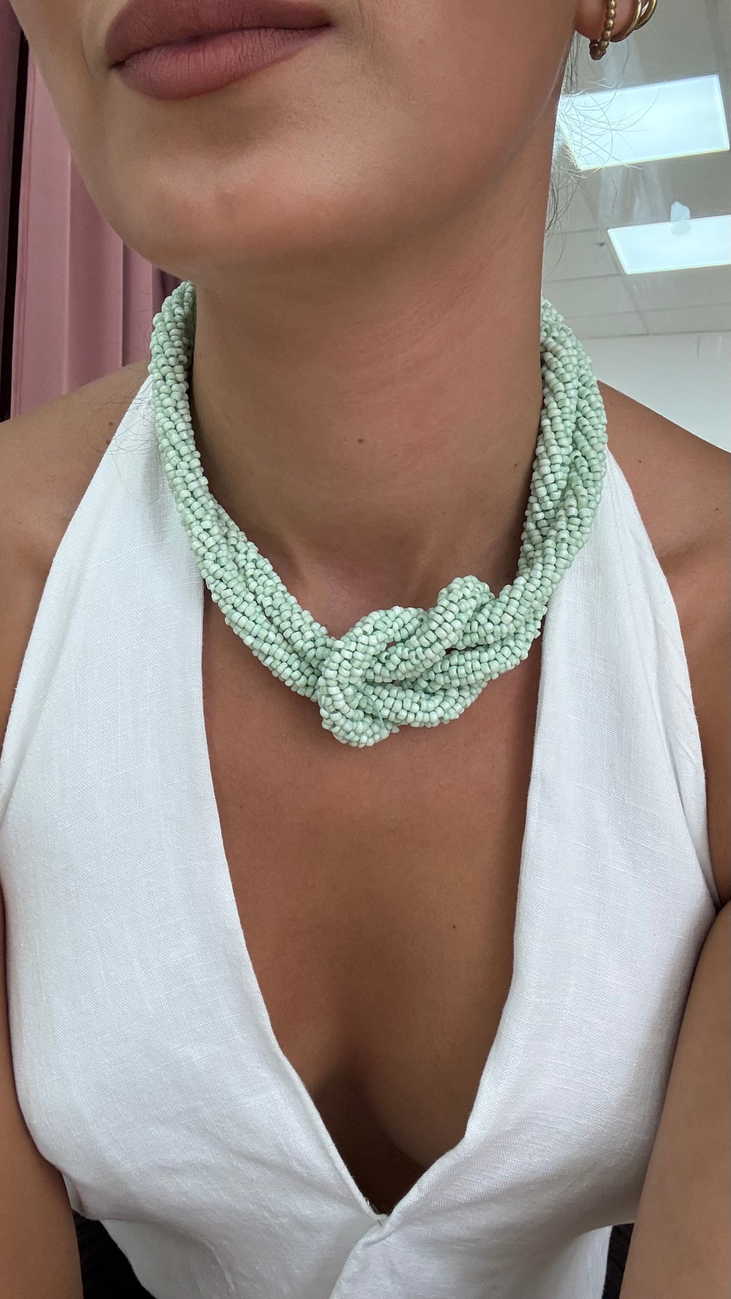 COLLAR NUDO