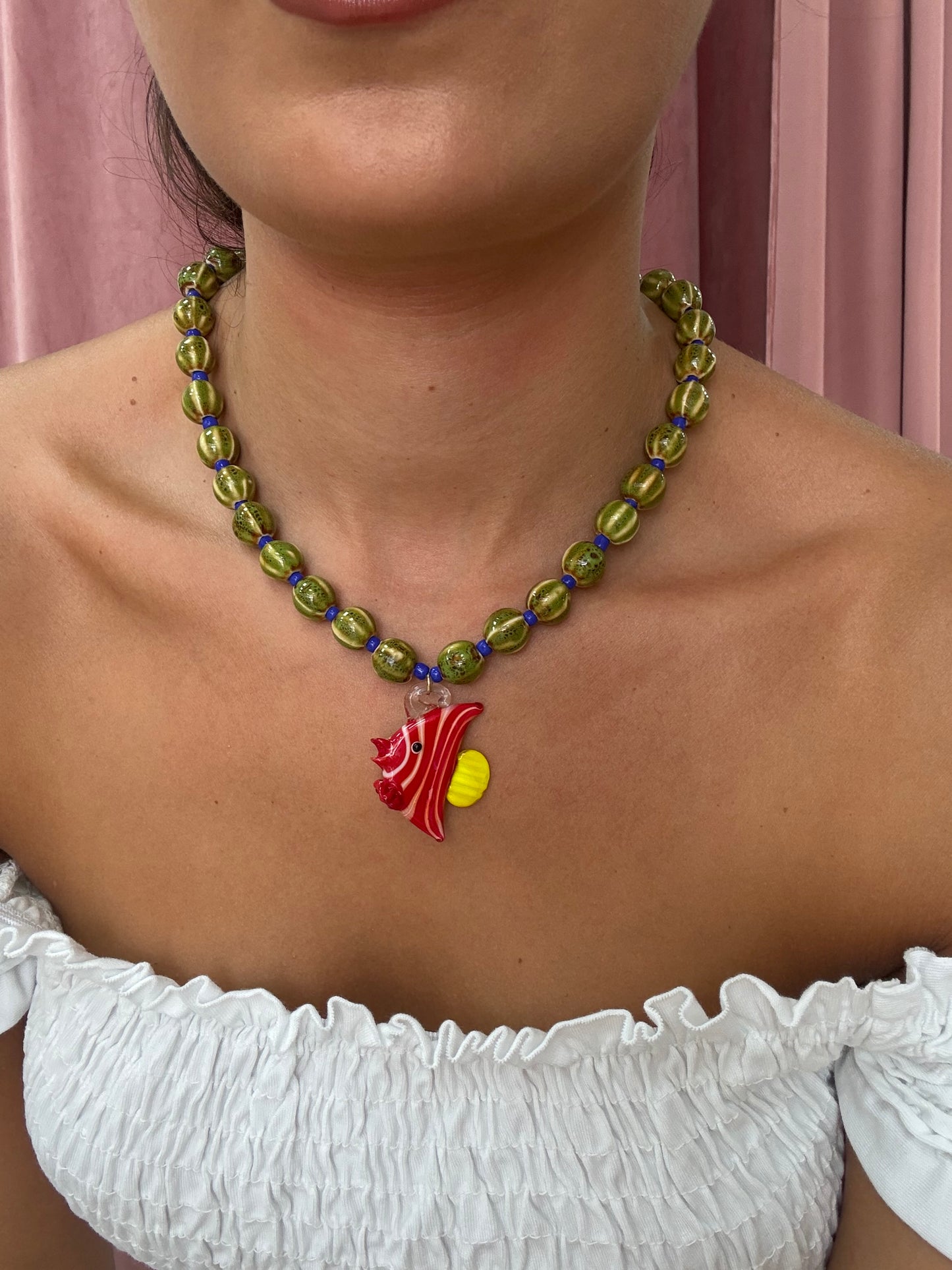 COLLAR PEZ ROJO
