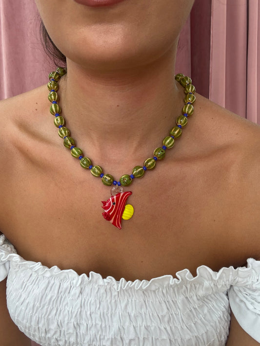 COLLAR PEZ ROJO