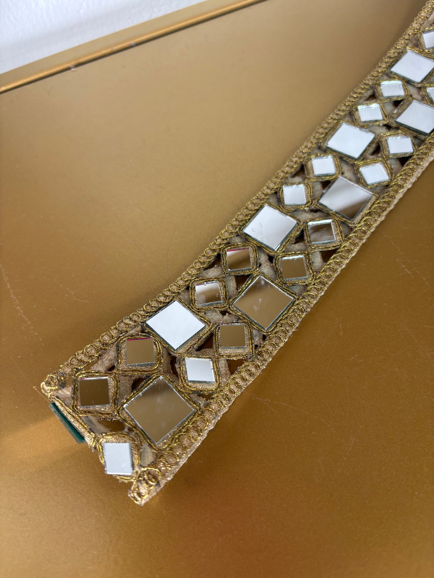 CINTURÓN ESPEJO DORADO 3