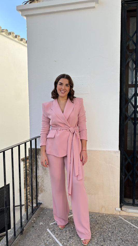 TRAJE CHAQUETA ROSA
