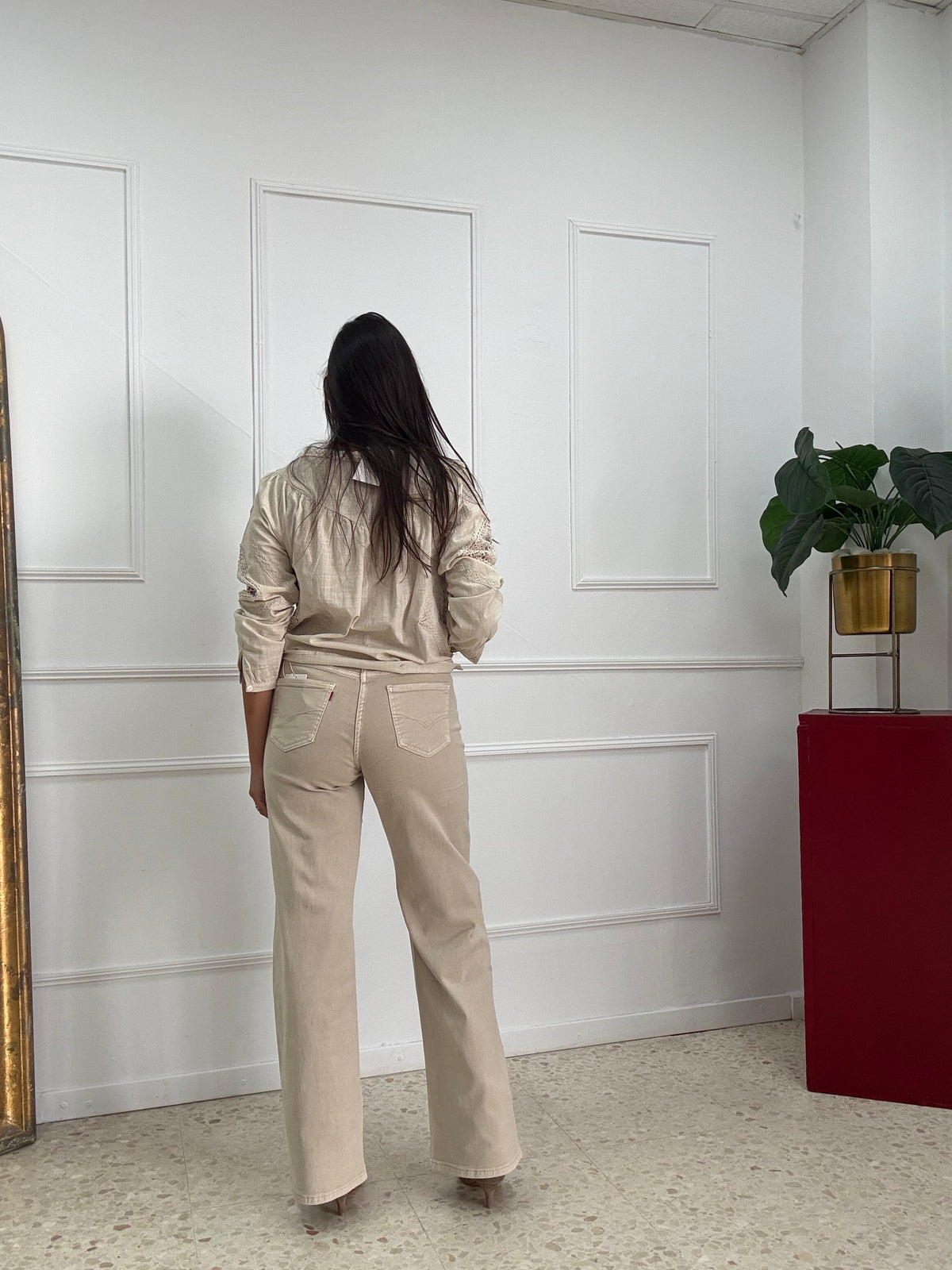JEANS BEIGE TOSTADO