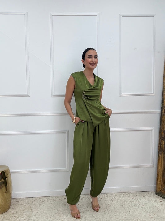 CONJUNTO VERDE OLIVA