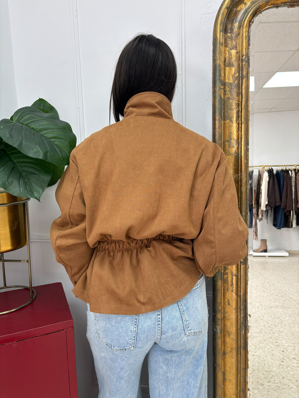 CHAQUETA ANTE CINTURÓN