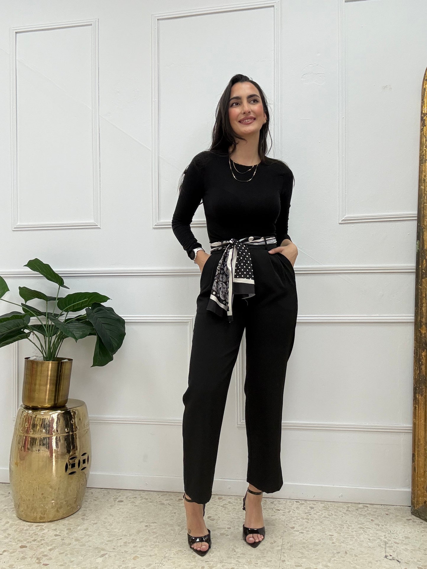 PANTALÓN PINZA NEGRO