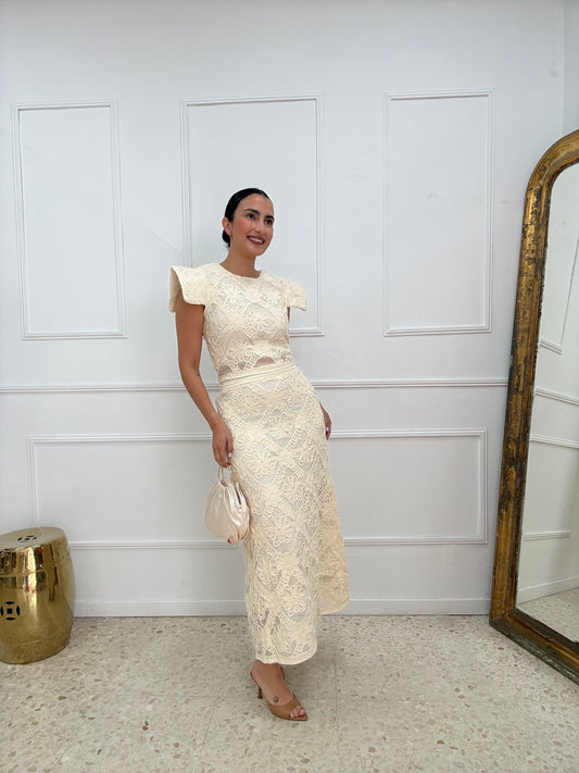 CONJUNTO BORDADO BEIGE