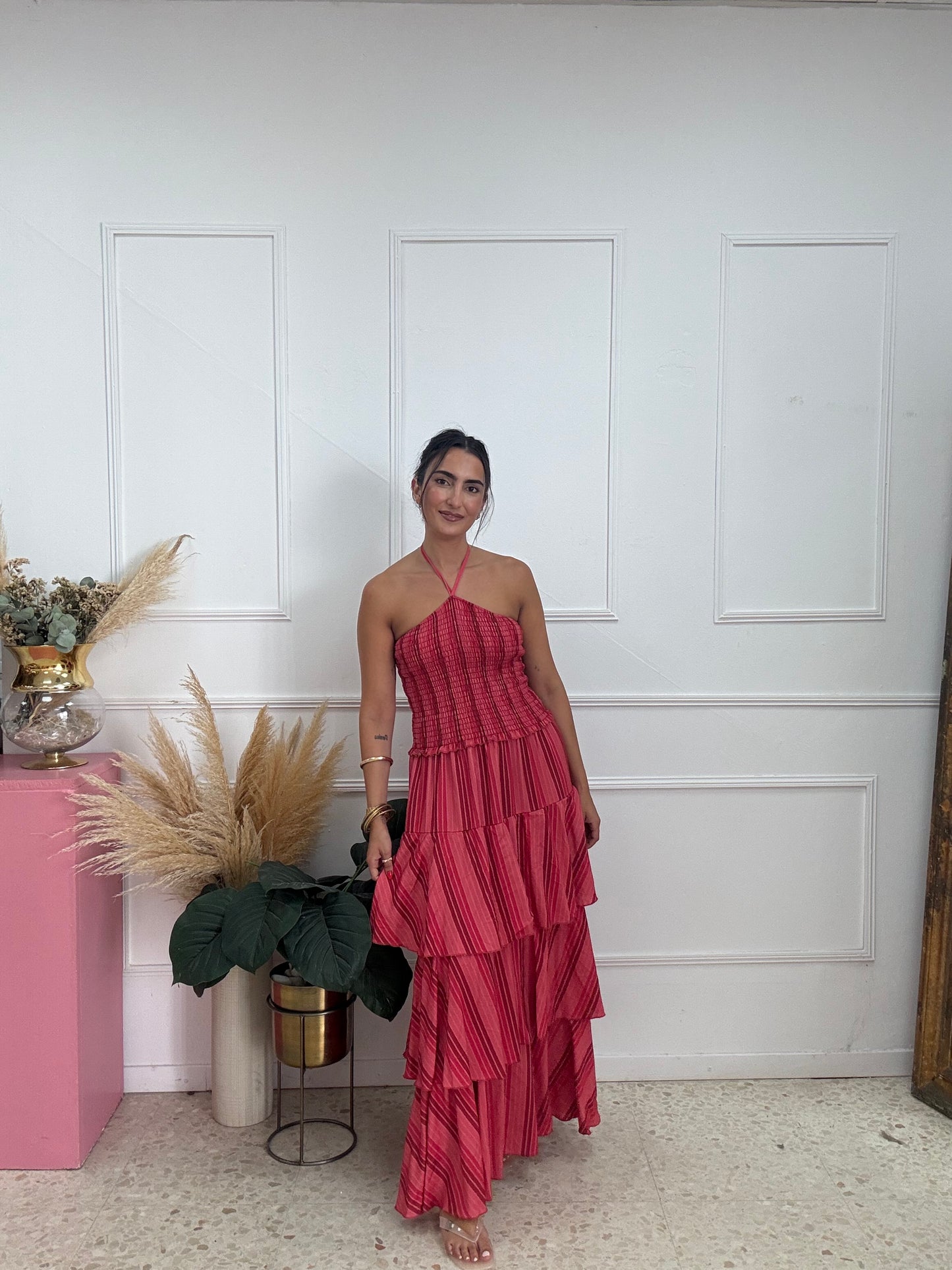 VESTIDO FUCSIA VOLANTE