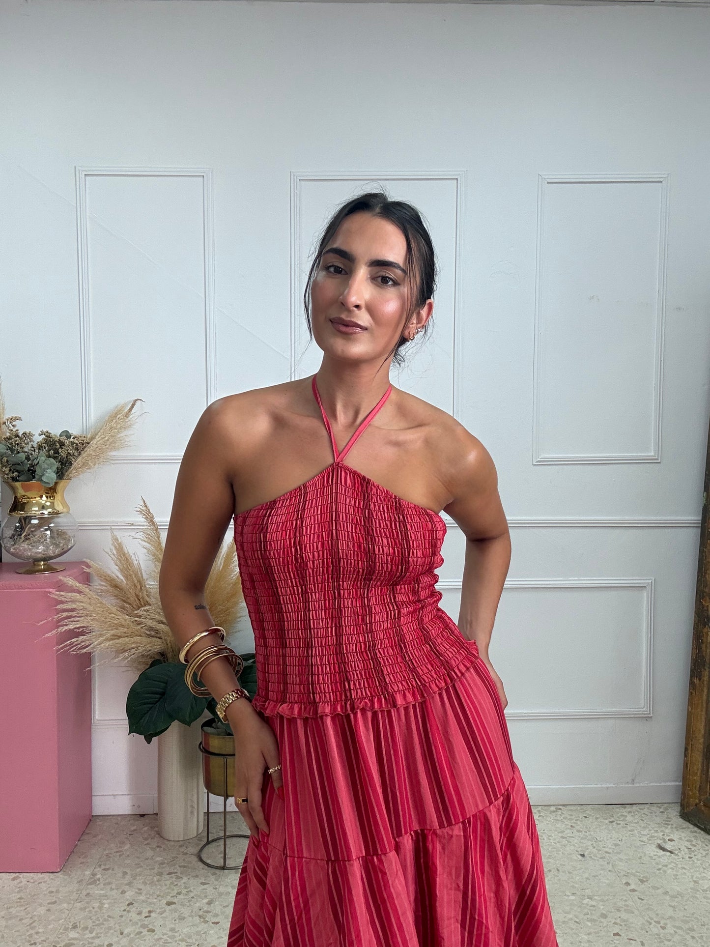 VESTIDO FUCSIA VOLANTE