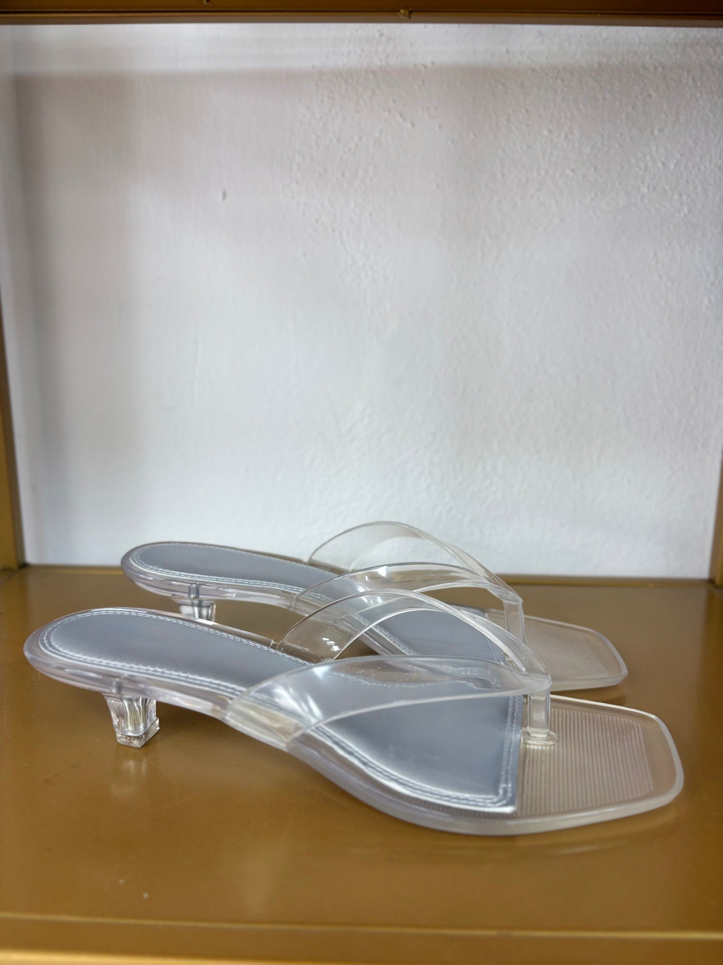 SANDALIA TACÓN GOMA TRANSPARENTE