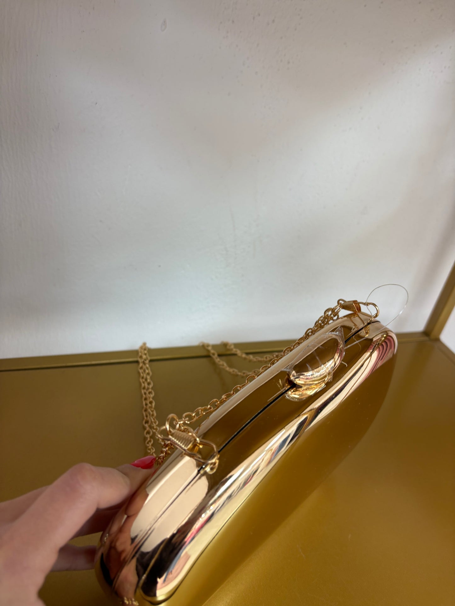 CLUTCH DORADO LISO