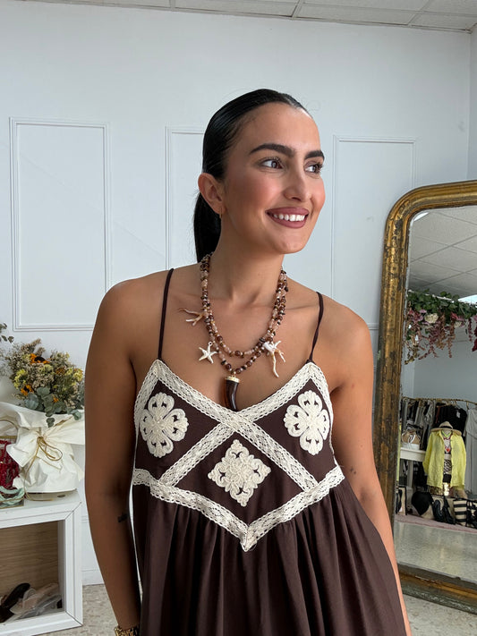 VESTIDO BROCADO MARRÓN