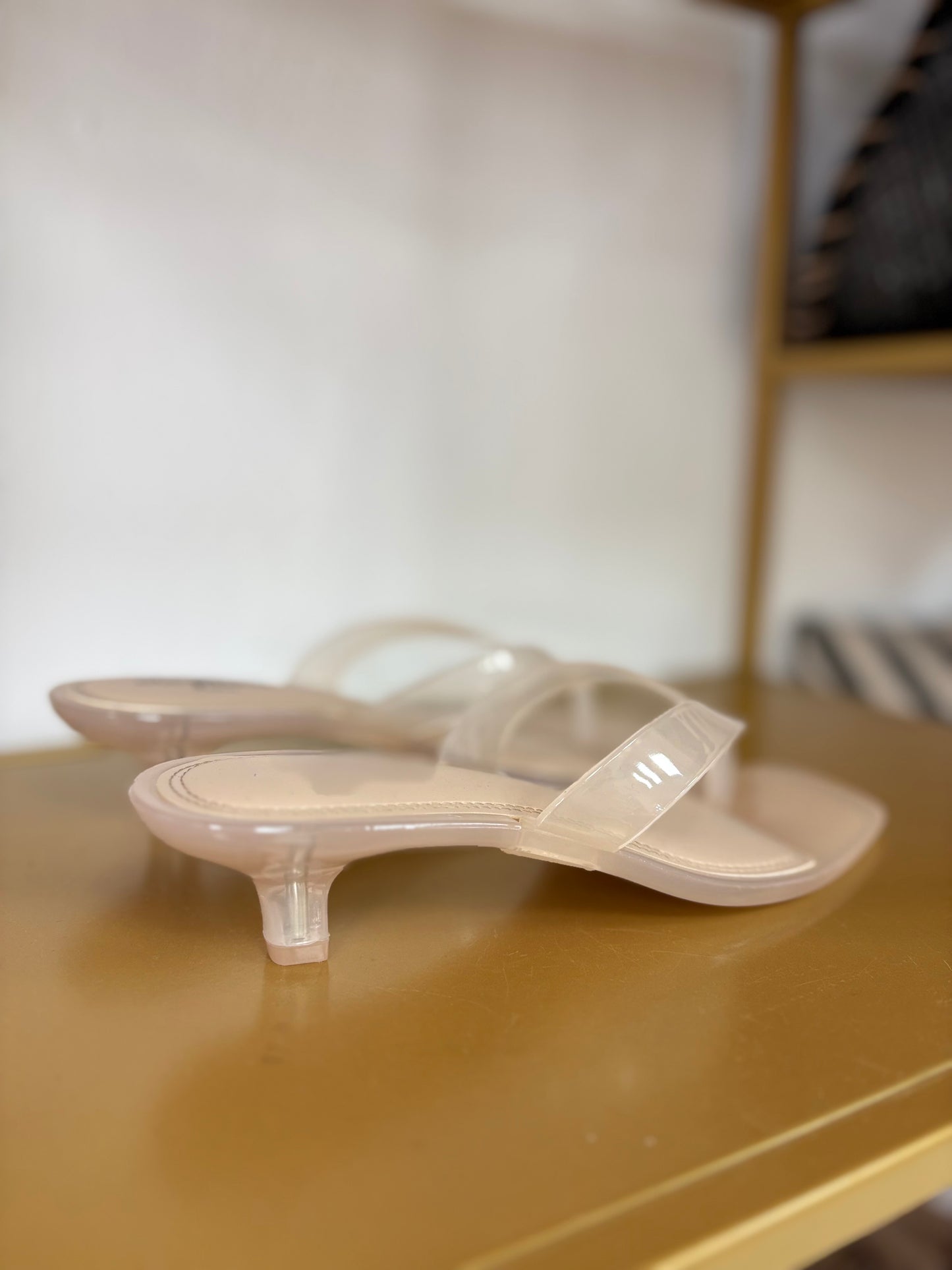 SANDALIA TACÓN GOMA BEIGE