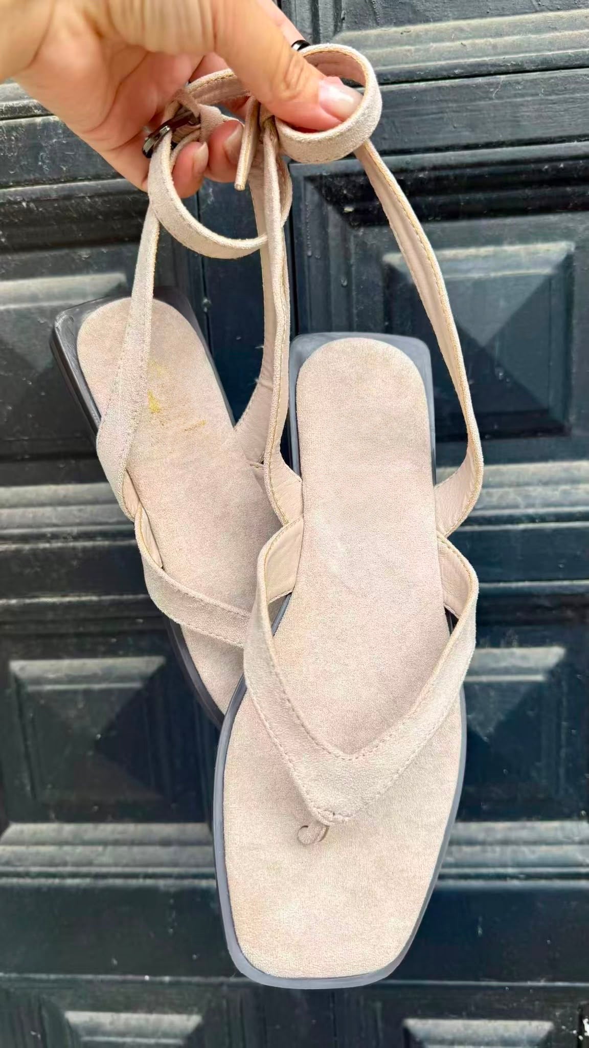 SANDALIA PLANA BEIGE