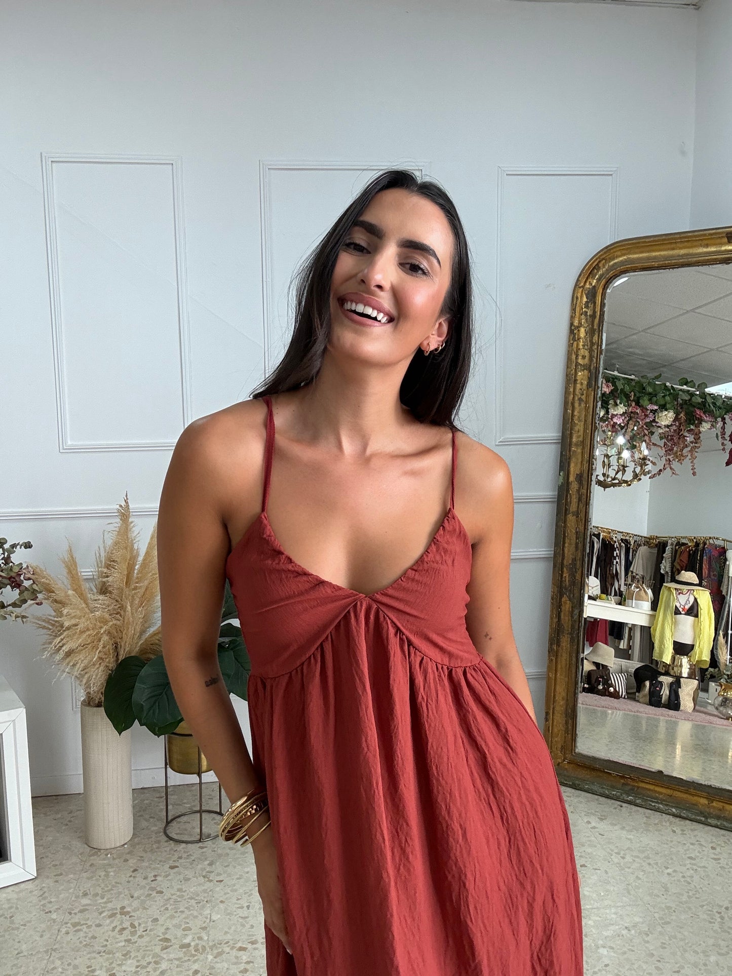 VESTIDO TIRANTA CAZUELA