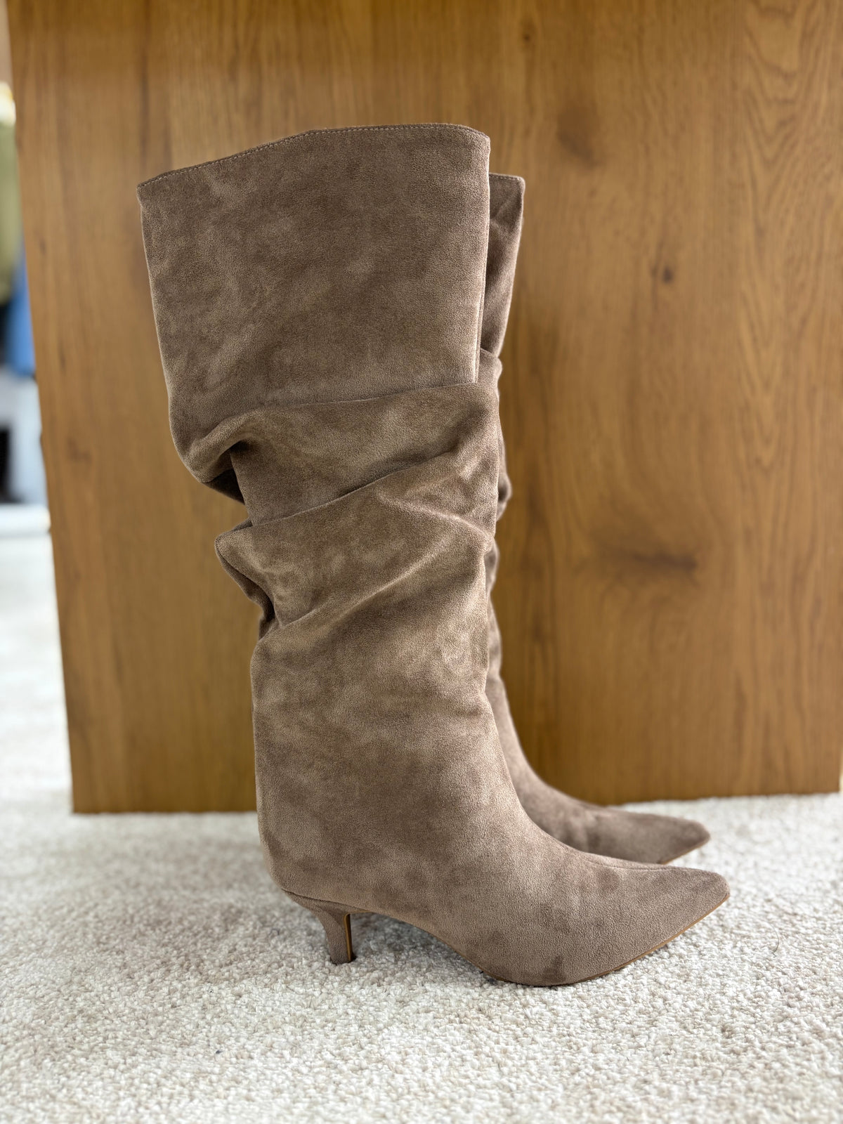 BOTA SLOUCHY