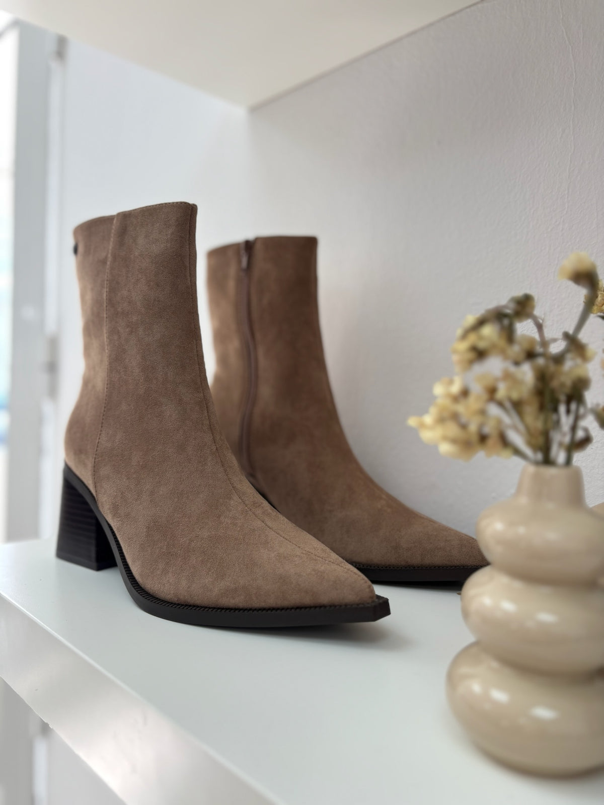 BOTA BAJA TAUPE