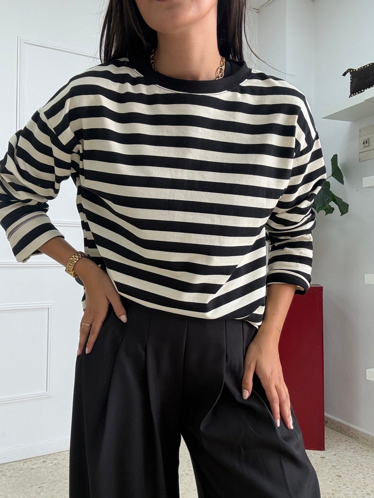 SUDADERA RAYA NEGRA